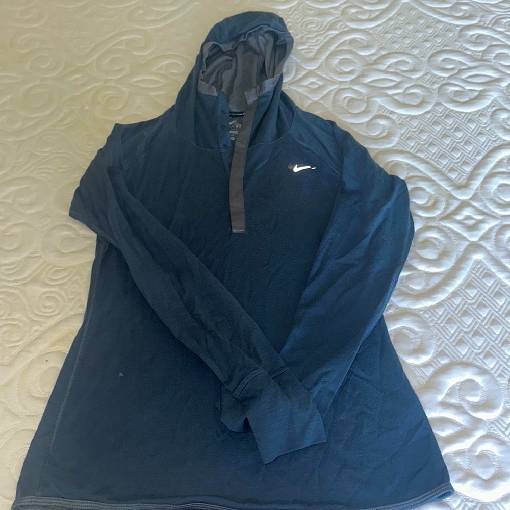 Nike Dry Fit Women’s long sleeve hooded shirt